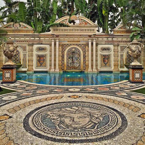 ambiente versace|versace house.